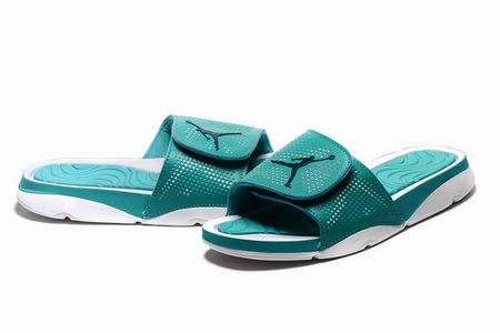 Jordan Hydro V Retro slippers blue white