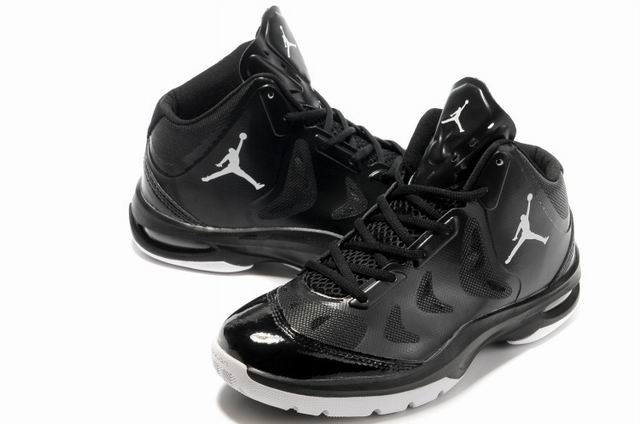 Jordan Play In These II shoes black