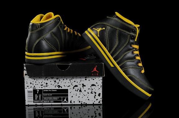 Jordan Pro Classic shoes 363141 072 black yellow