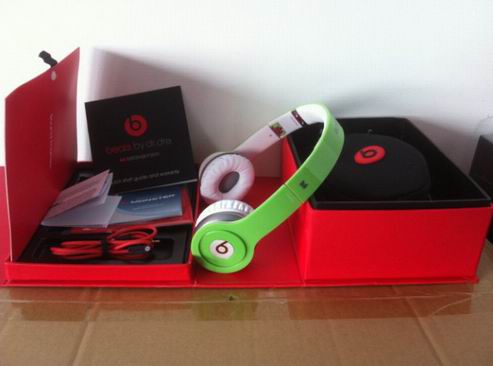 Monster Beats by dr. dre Solo Headphone green