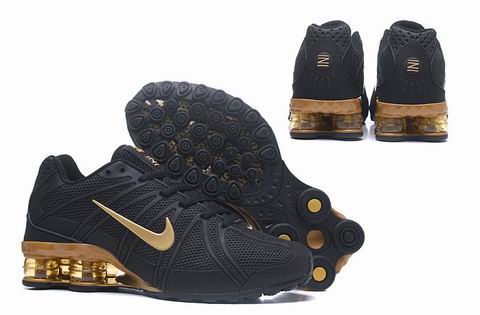 Nike Air Shox OZ D shoes black golden