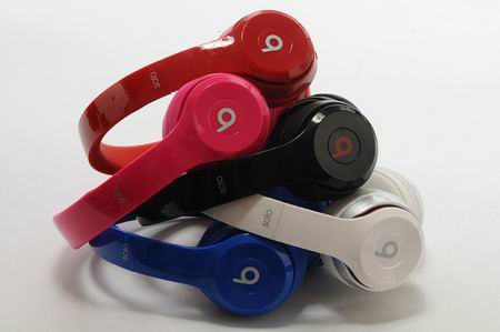 beats SOLO 2[ICONIC SOUND TUNED WITH EMOTION headphone